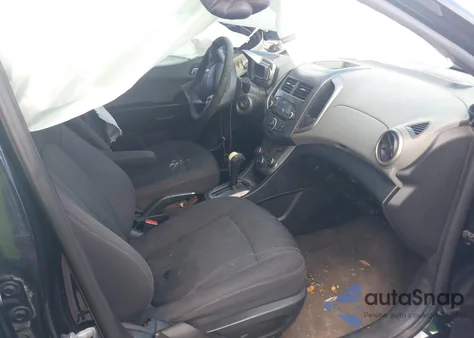 2015 Chevrolet Sonic Lt Auto z USA, uszkodzony, nr VIN 1G1JC6SH3F4107801